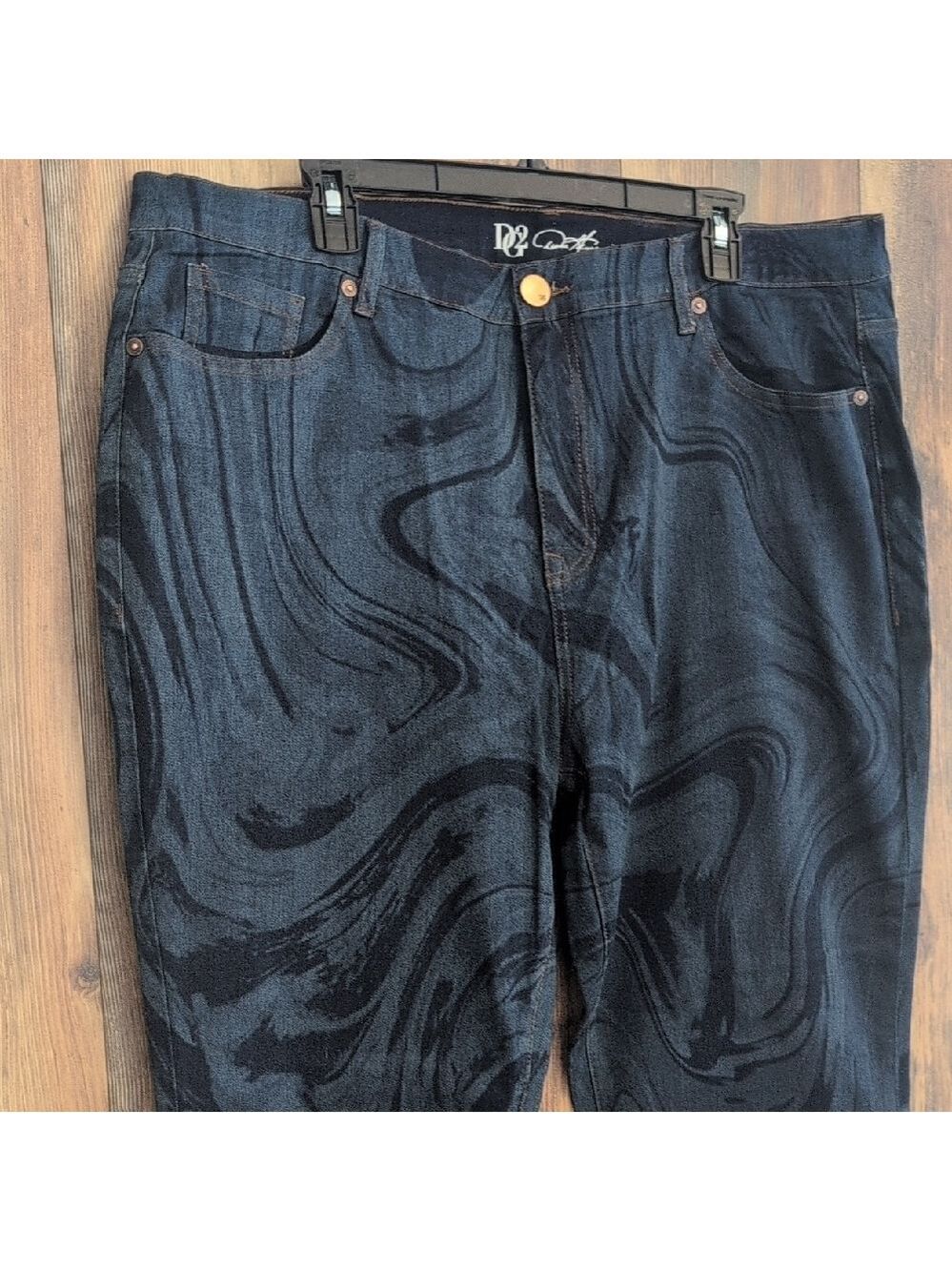 DG2 by Diane Gilman Swirl Classic Stretch Relaxed Jeans 20W     C120